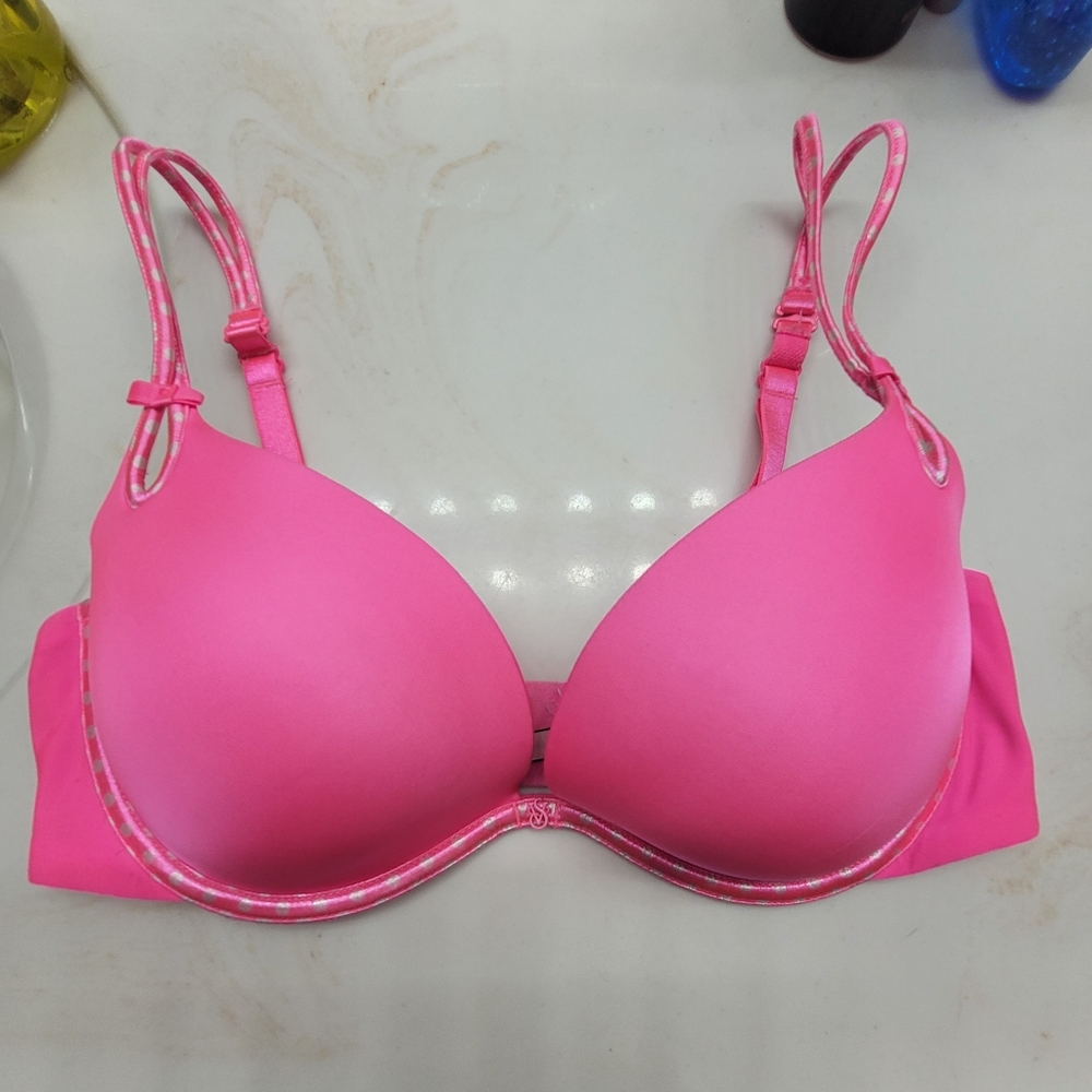 Pink Women's Bra Victoria Secret 34D